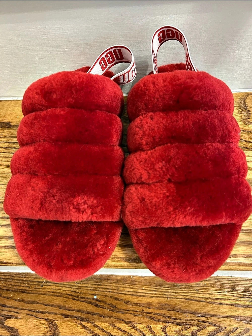 UGG Fluff Yeah Slide Slippers – Women’s Size 9